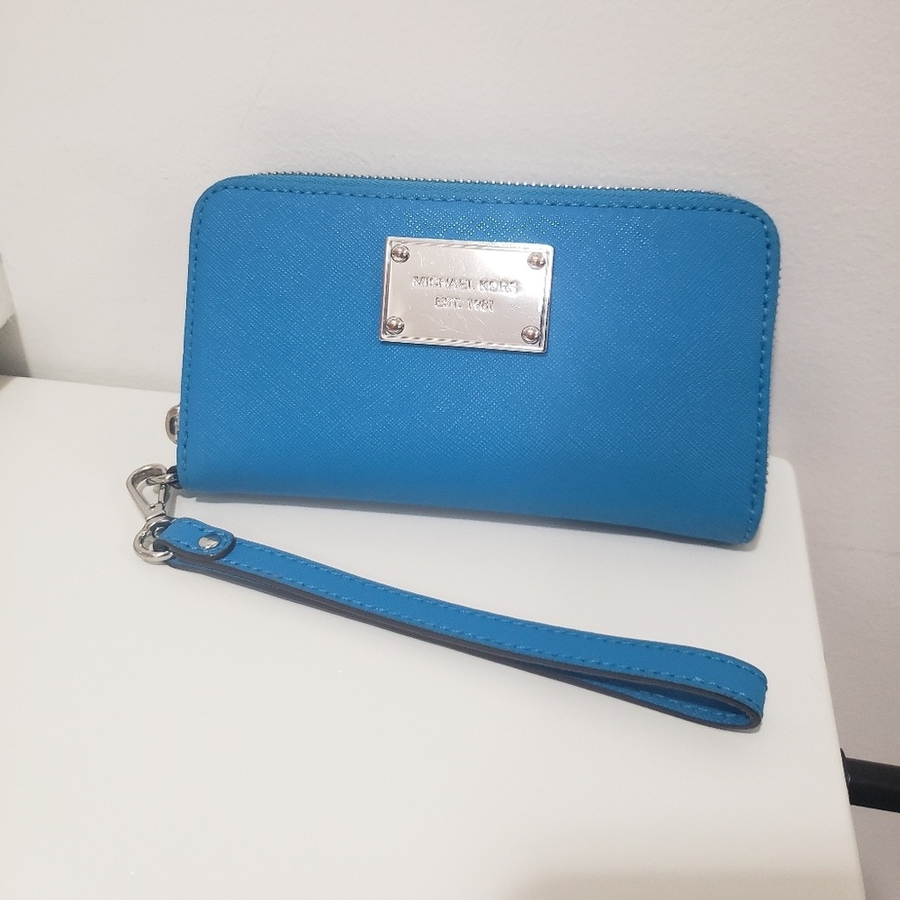 Michael Kors wallet